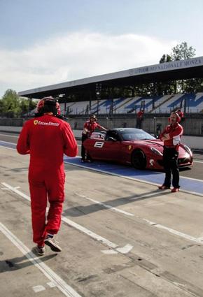 Ferrari 599XX الحصرية للغاية للبيع مقابل 1.25 مليون يورو
